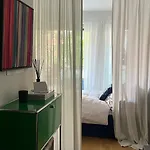 Modern & Cozy Muenchner Freiheit With Balcony شقة *